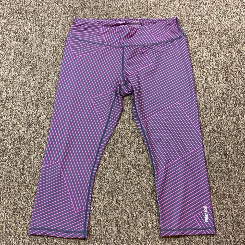 Reebok Stripes Women's Capris Cropped Size L
